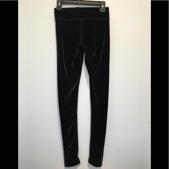 Victoria Secret Pink Velvet Flat Yoga Leggings - Picture 4 of 8